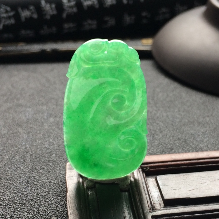（超值推荐）糯冰种翠色如意挂件
