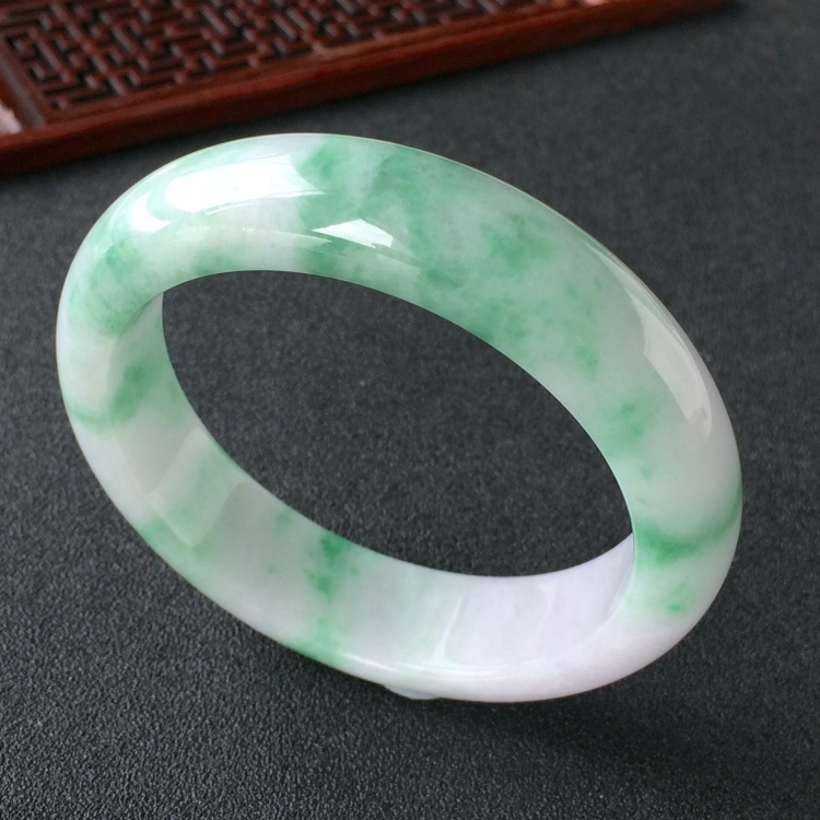 (超值推荐)糯冰种飘花手镯(57mm)