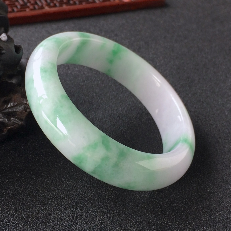 (超值推荐)糯冰种飘花手镯(57mm)