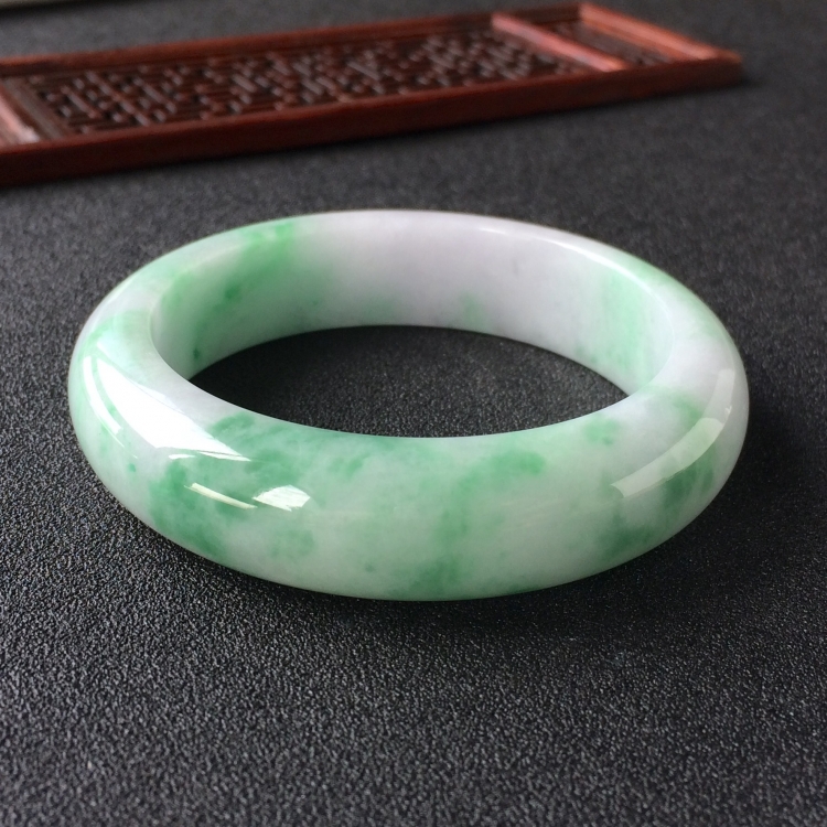 (超值推荐)糯冰种飘花手镯(56.8mm)