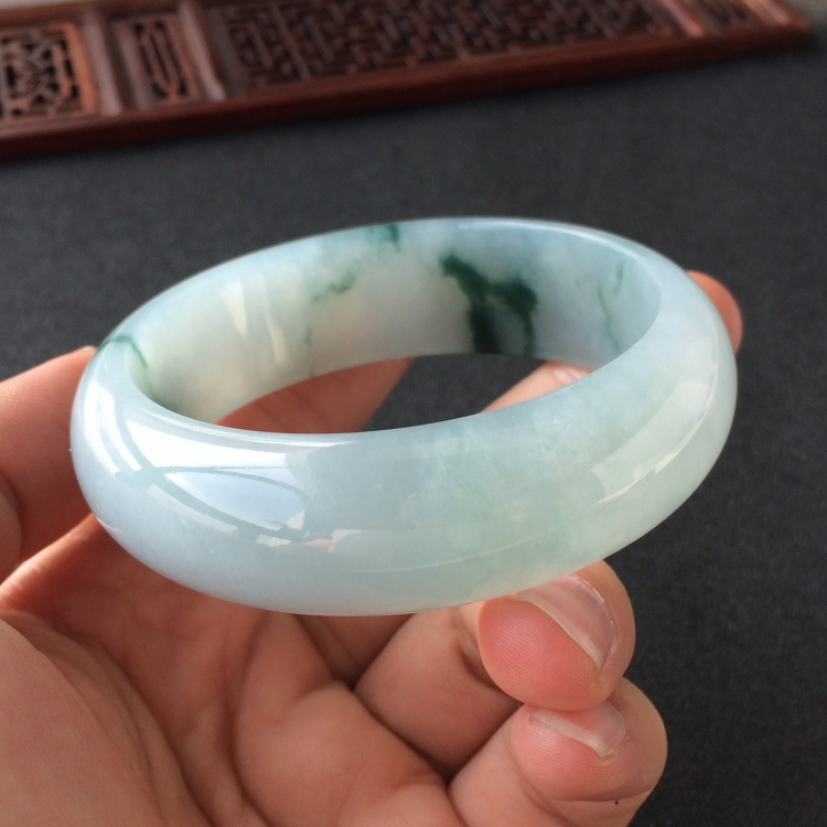 (超值推荐)糯冰种飘花手镯(57.8mm)