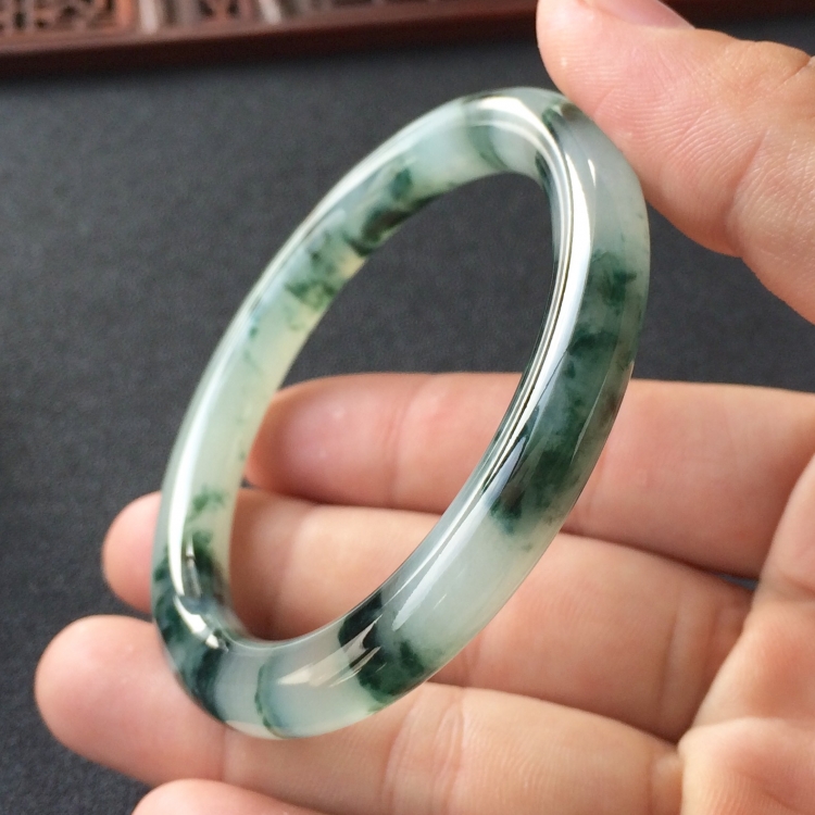 (超值推荐)冰种飘花圆条手镯(53.8mm)