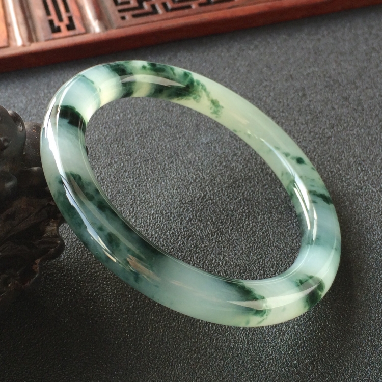 (超值推荐)冰种飘花圆条手镯(53.8mm)