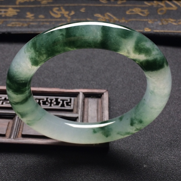 （超值推荐）冰种飘花圆条手镯（57mm）