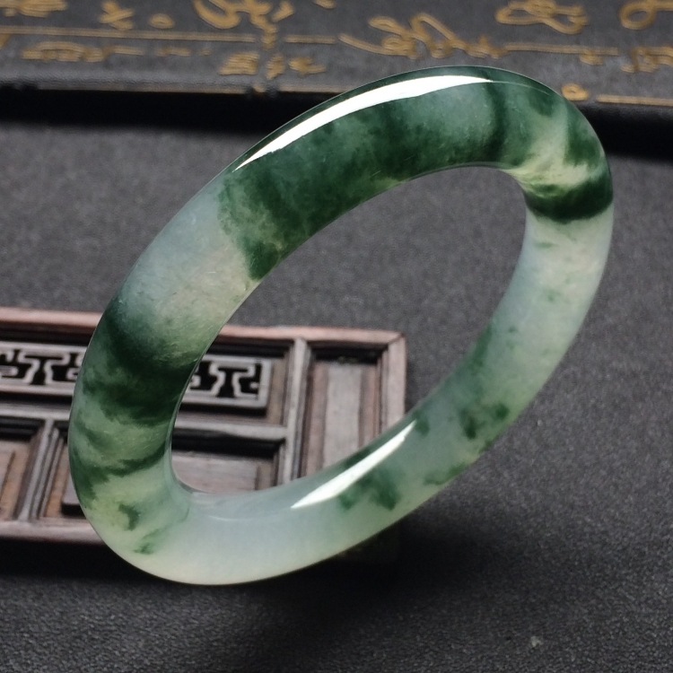 （超值推荐）冰种飘花圆条手镯（57mm）