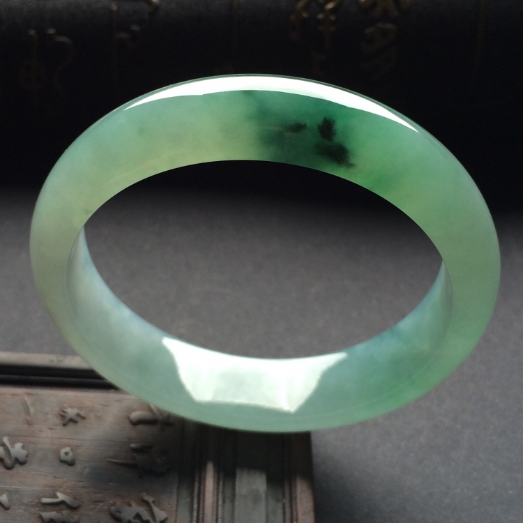 （超值推荐）冰种飘花手镯（56.5mm）