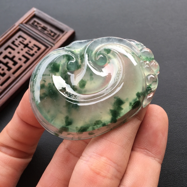 (超值推荐)冰种飘花如意挂件