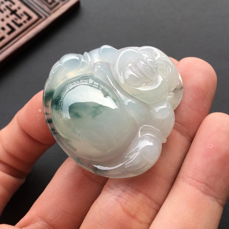 (超值推荐)糯冰种飘花玉佛挂件