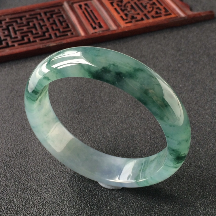 (超值推荐)冰种飘花手镯(57.5mm)