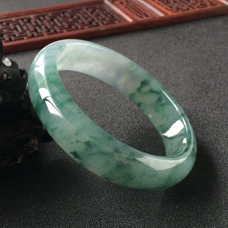 (超值推荐)冰种飘花手镯(57.5mm)
