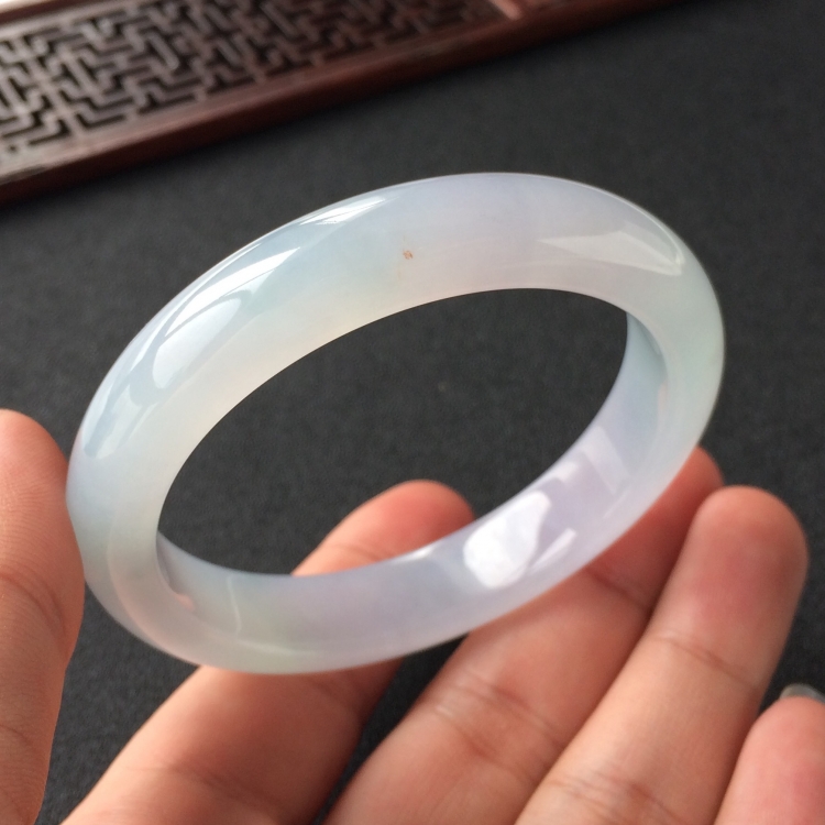 (超值推荐)糯冰种淡紫罗兰手镯(55mm)