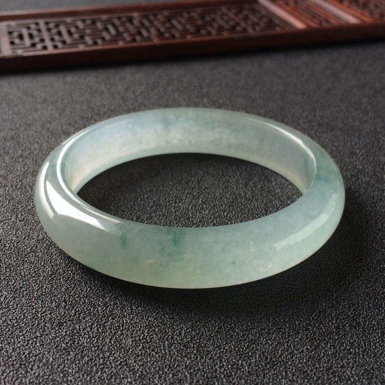 (超值推荐)冰种飘花手镯(54.3mm)