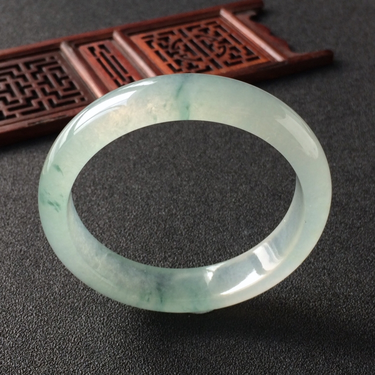 (超值推荐)冰种飘花手镯(54.3mm)