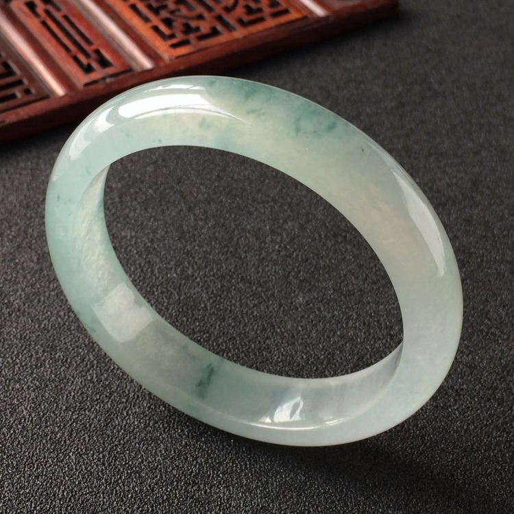 (超值推荐)冰种飘花手镯(54.3mm)