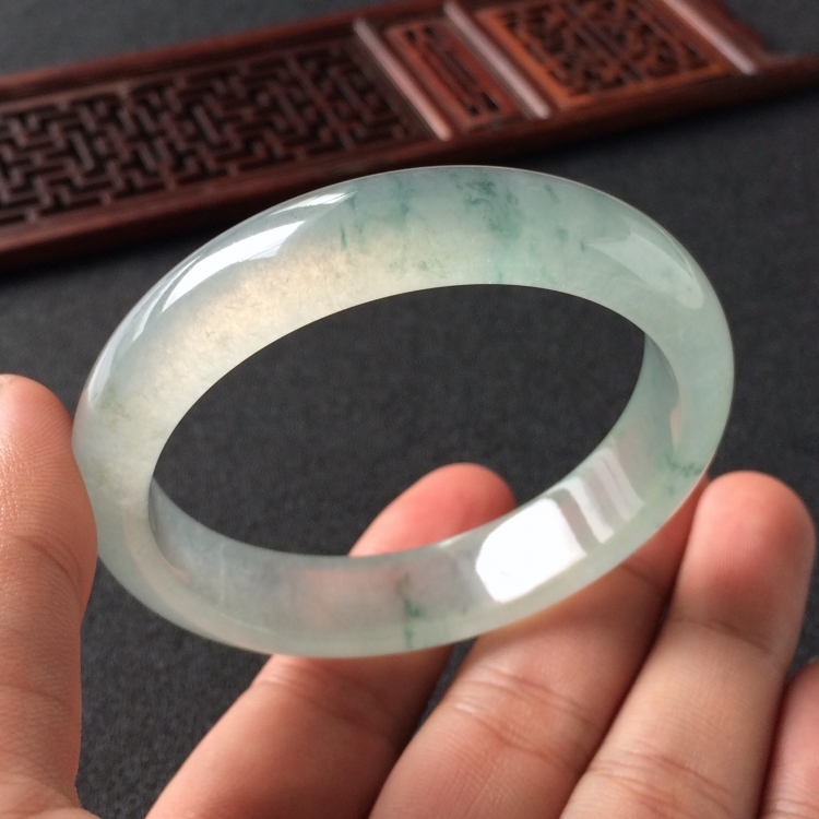 (超值推荐)冰种飘花手镯(54.3mm)