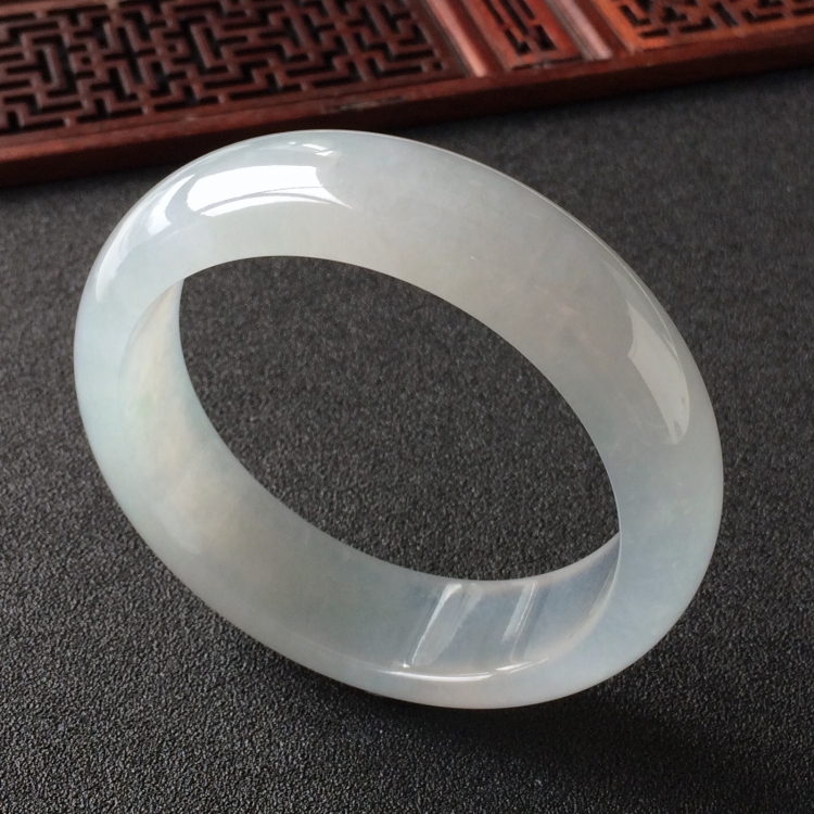 (超值推荐)冰种晴水手镯(56.6mm)