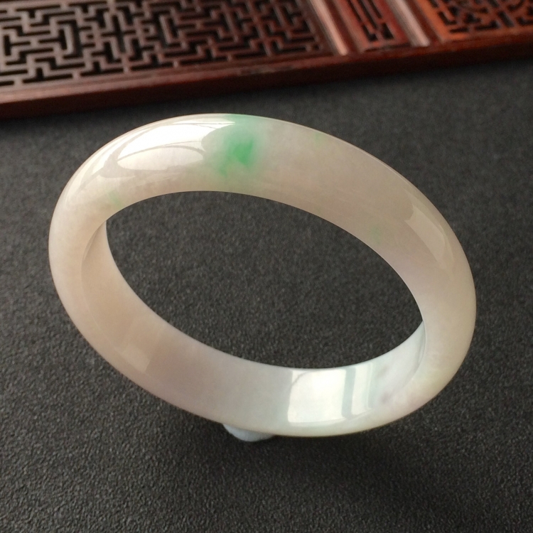 (超值推荐)糯冰种飘翠手镯(56.3mm)