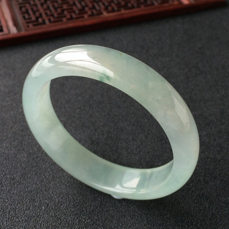 (超值推荐)冰种飘花手镯(55mm)