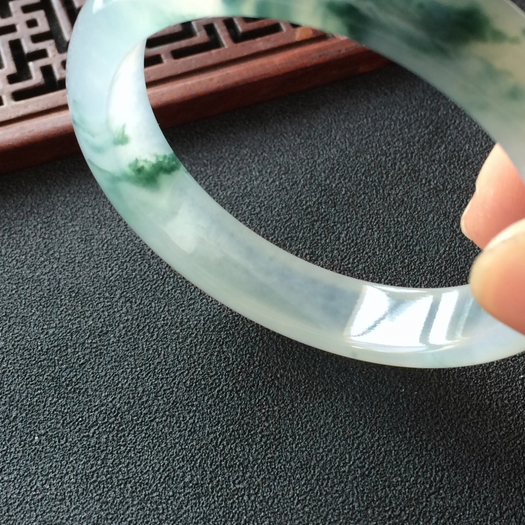 (超值推荐)冰种飘花手镯(54.4mm)