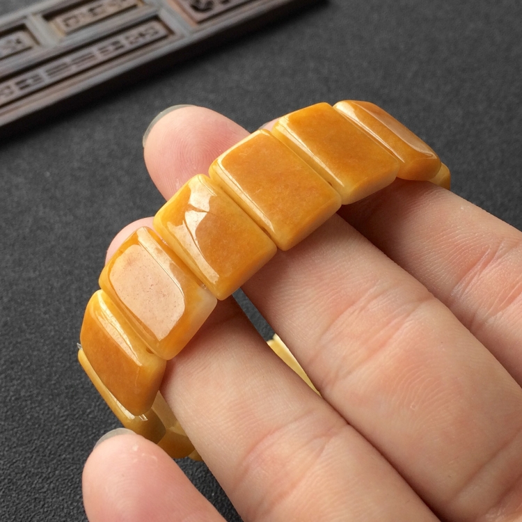 (超值推荐)糯冰种黄翡方片手链