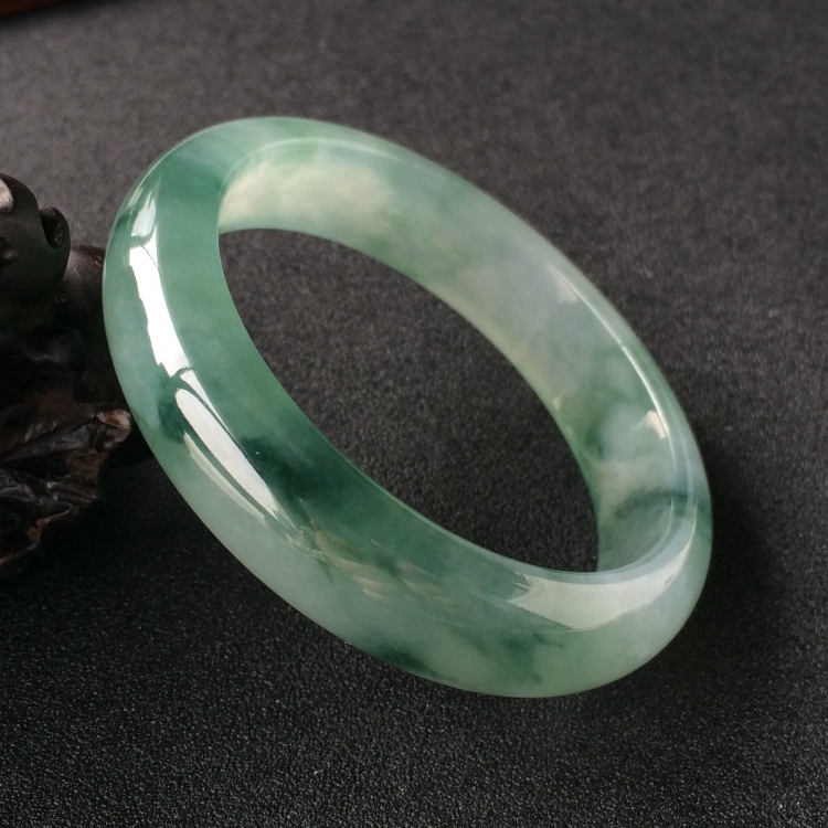 (超值推荐)冰种飘花手镯(56.5mm)
