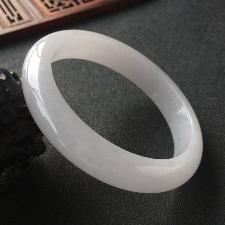 (超值推荐)糯冰种晴水手镯(58.3mm)