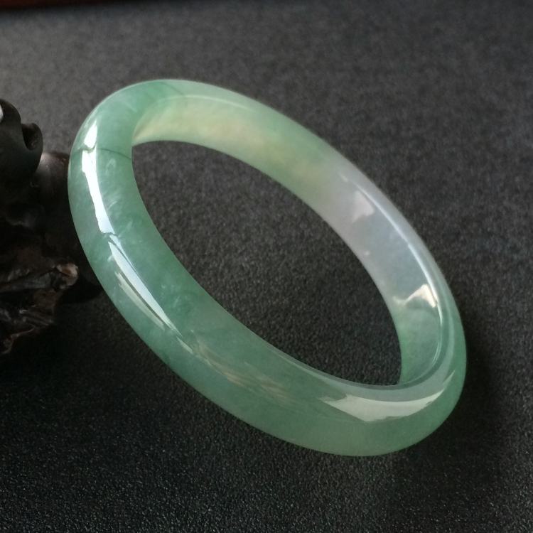 (超值推荐)冰种晴水飘花手镯(57mm)