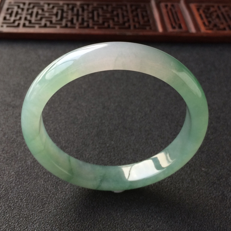 (超值推荐)冰种晴水飘花手镯(57mm)