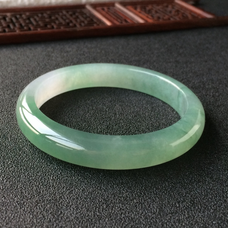 (超值推荐)冰种晴水飘花手镯(57mm)