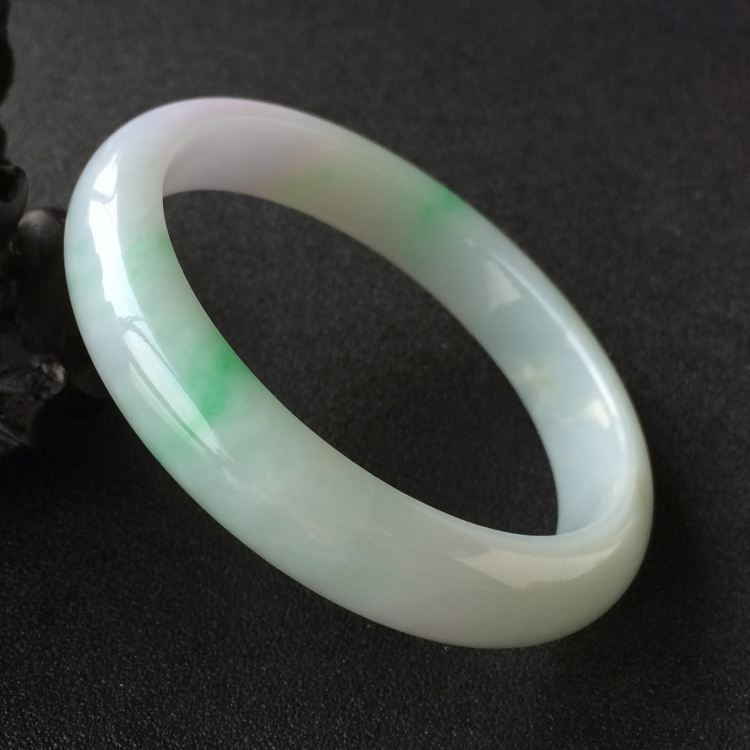 (超值推荐)糯冰种飘翠手镯(60.3mm)