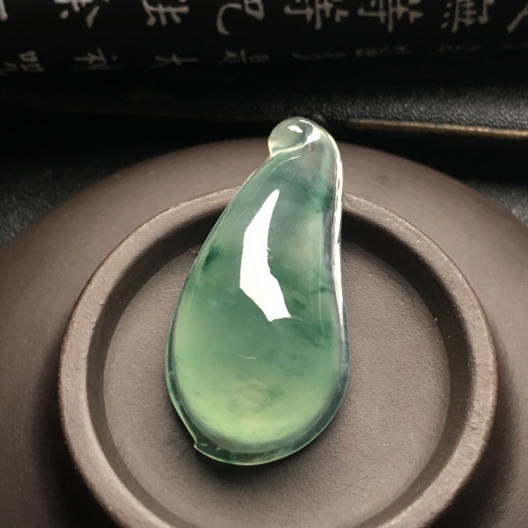 （超值推荐）冰种飘花福瓜挂件