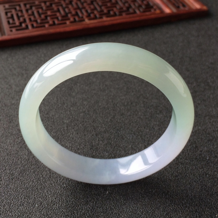 (超值推荐)糯冰种晴水紫罗兰手镯(53.2mm)