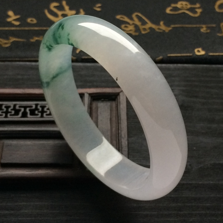 （超值推荐）冰种飘花手镯（54.7mm）
