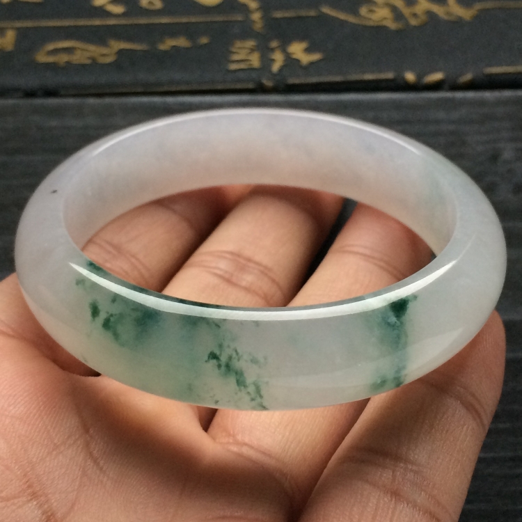 （超值推荐）冰种飘花手镯（54.7mm）