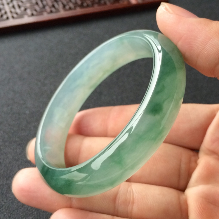 (超值推荐)冰种飘花手镯(56.6mm)