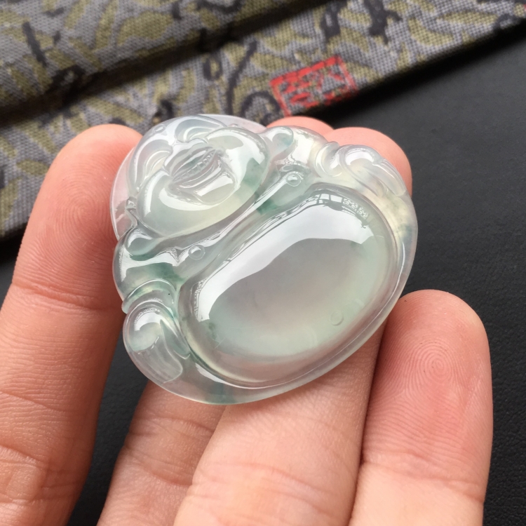 (超值推荐)冰种飘花玉佛挂件