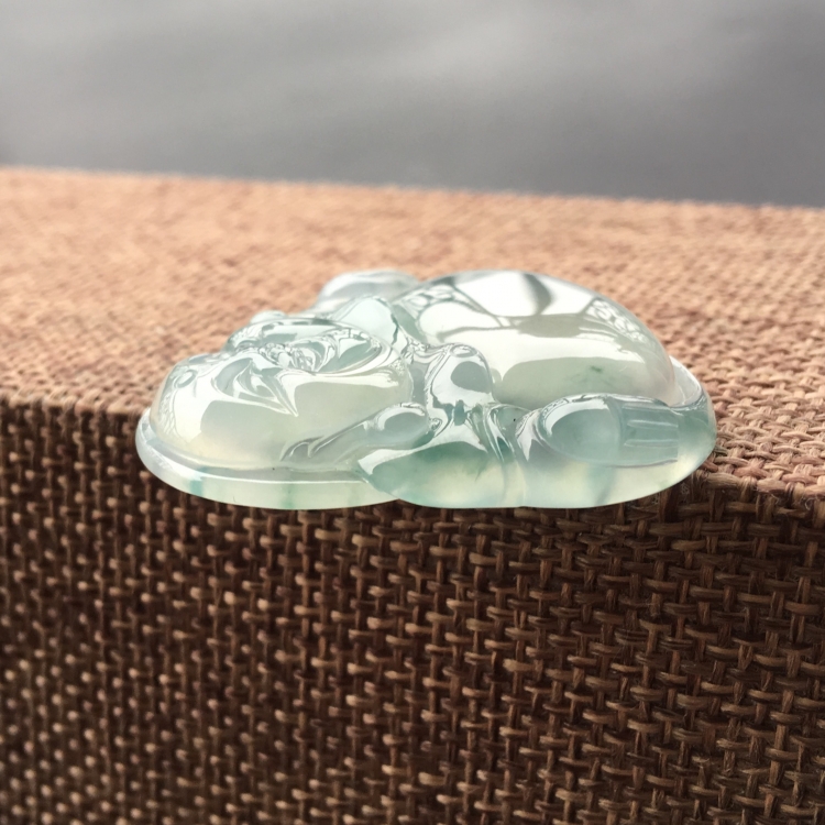 (超值推荐)冰种飘花玉佛挂件