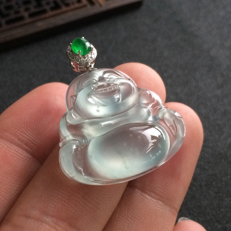 (超值推荐)冰种晴水玉佛挂件(金扣)