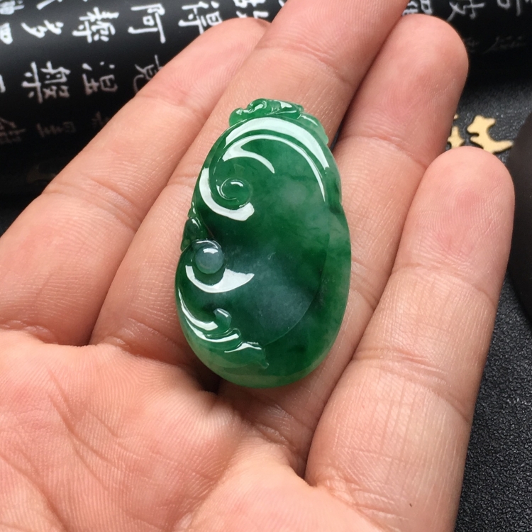 （超值推荐）糯冰种飘翠如意挂件