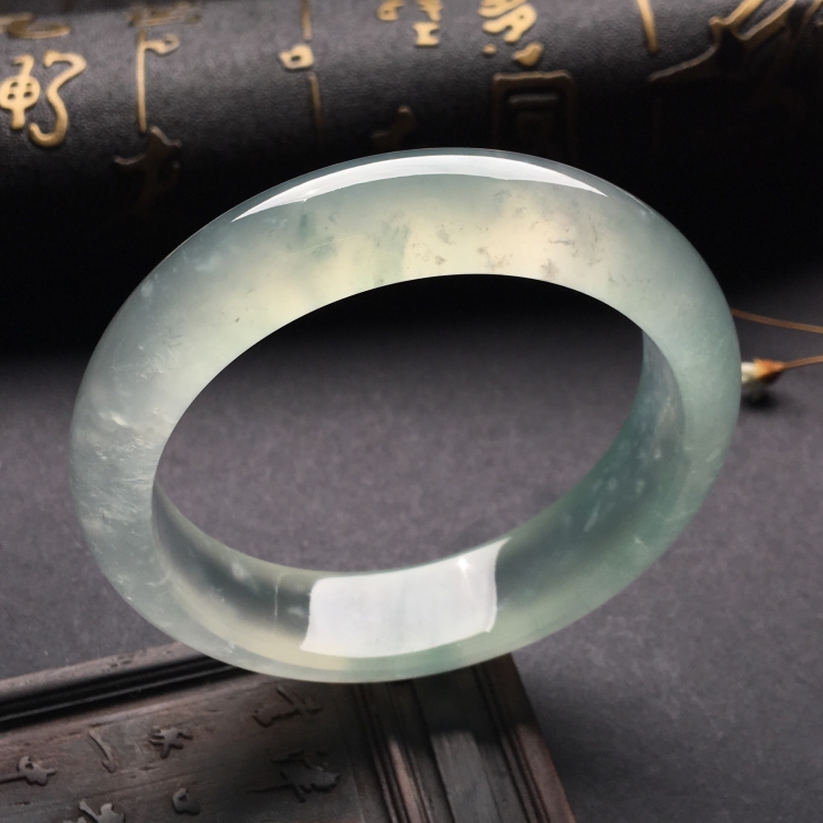 （超值推荐）冰种晴水手镯（56.1mm）