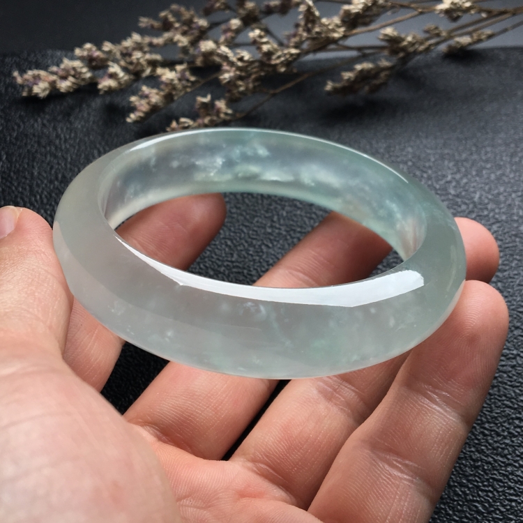 （超值推荐）冰种晴水手镯（56.1mm）