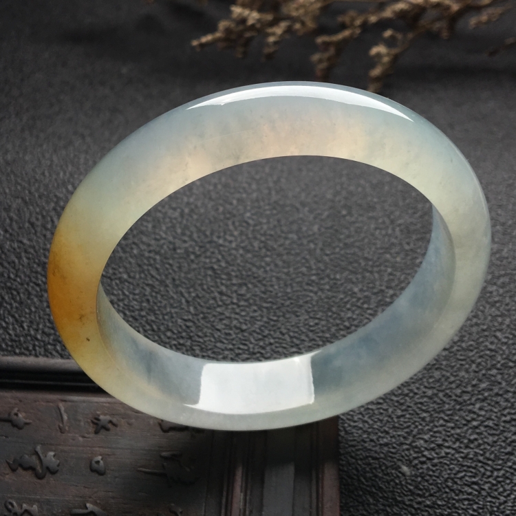 （超值推荐）冰种飘黄翡手镯（56.1mm）