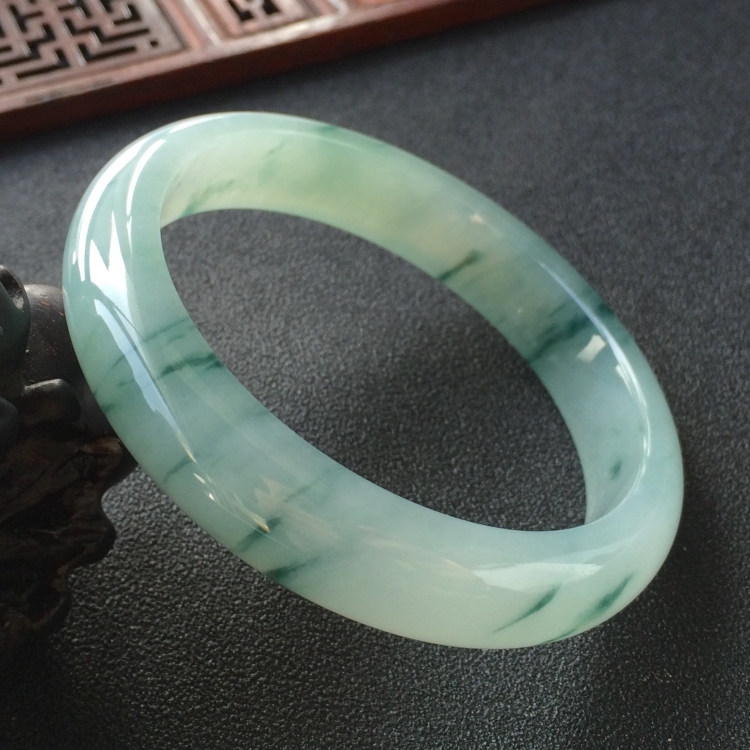(超值推荐)糯冰种飘花手镯(57.4mm)