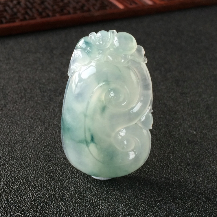 (超值推荐)冰种飘花如意挂件
