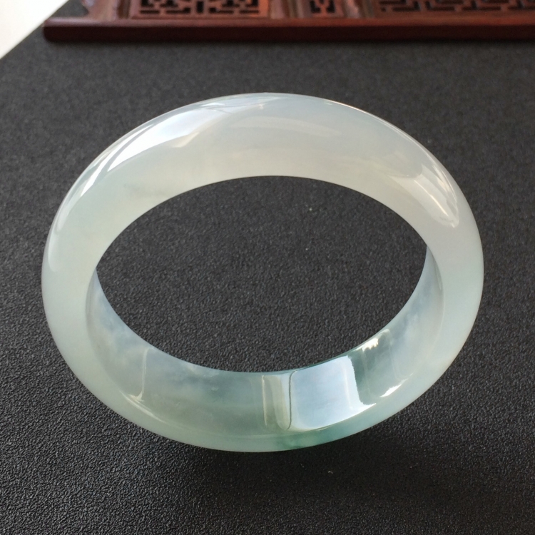 (超值推荐)冰种飘花手镯(58.4mm)