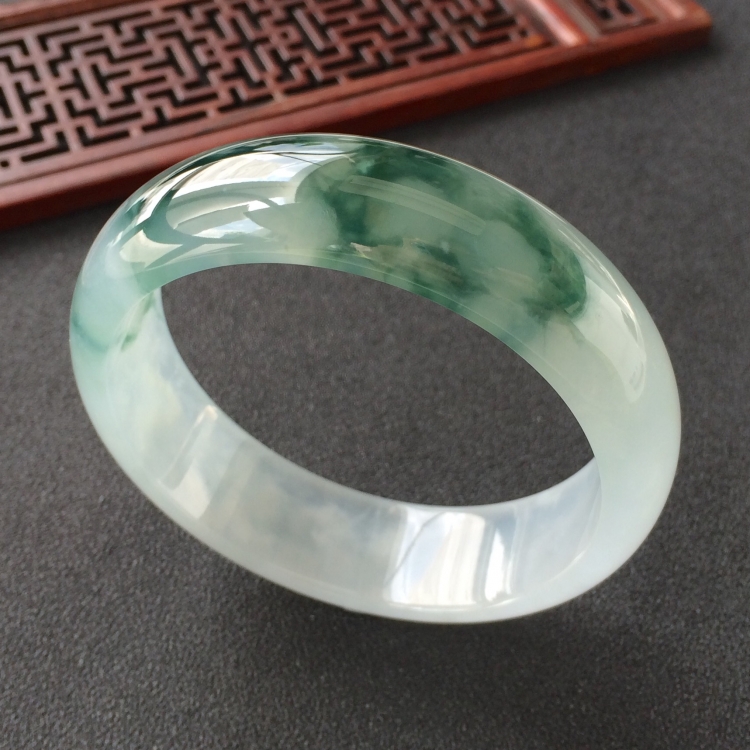 (超值推荐)冰种飘花手镯(58.1mm)