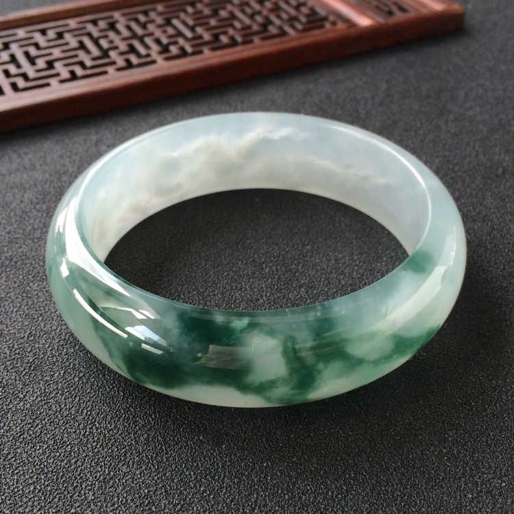 (超值推荐)冰种飘花手镯(58.1mm)