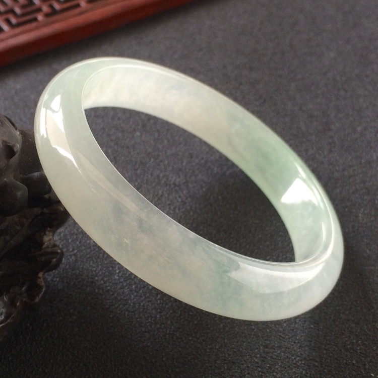 (超值推荐)冰种晴水手镯(55.1mm)