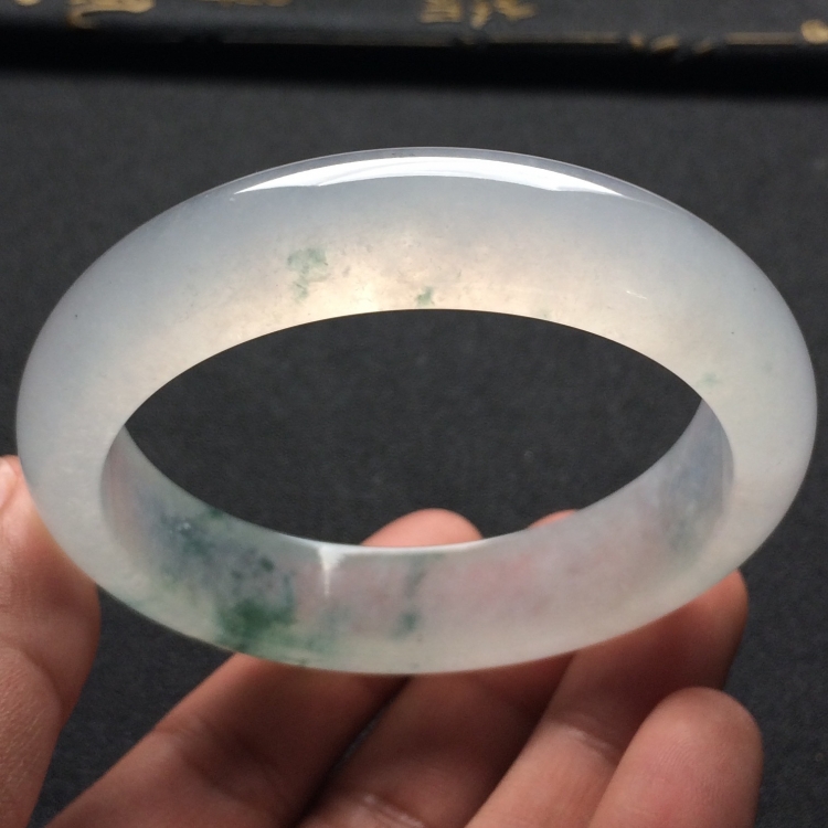 （超值推荐）冰种飘花手镯（58.7mm）