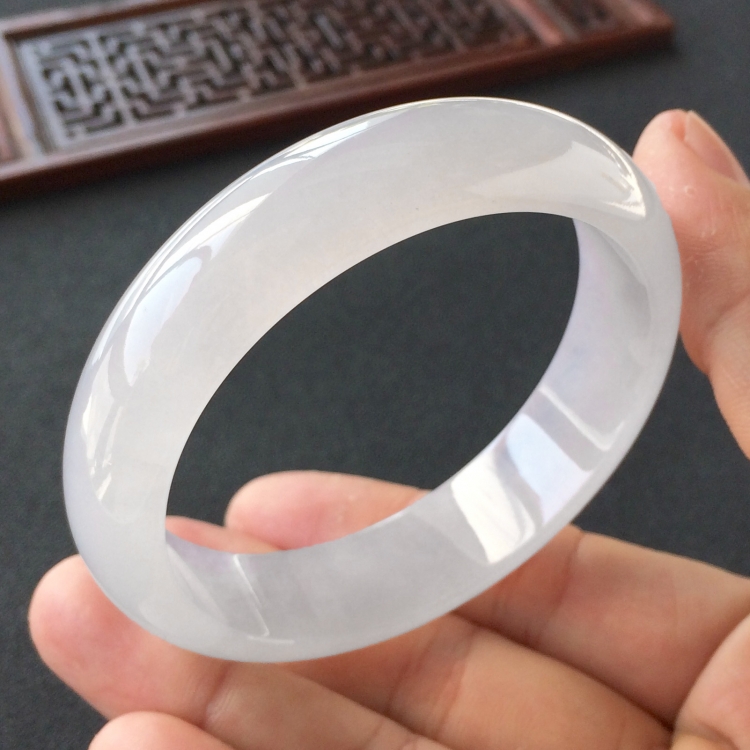 (超值推荐)冰种淡晴水手镯(56.8mm)